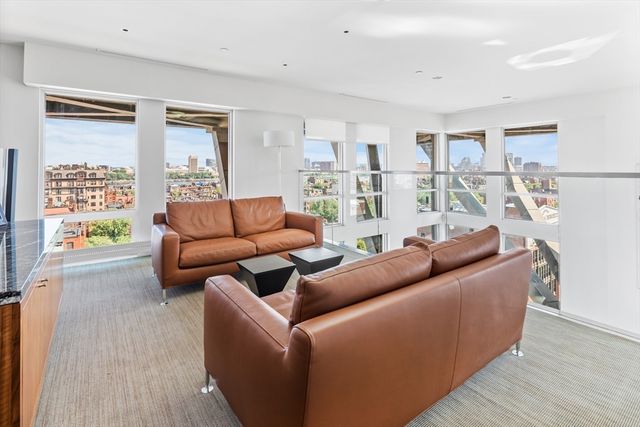 360 Newbury Street 810, Boston, MA 02115