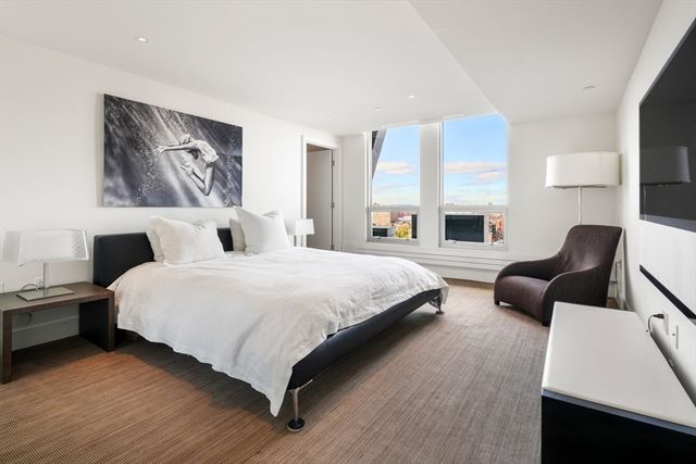 360 Newbury Street 810, Boston, MA 02115