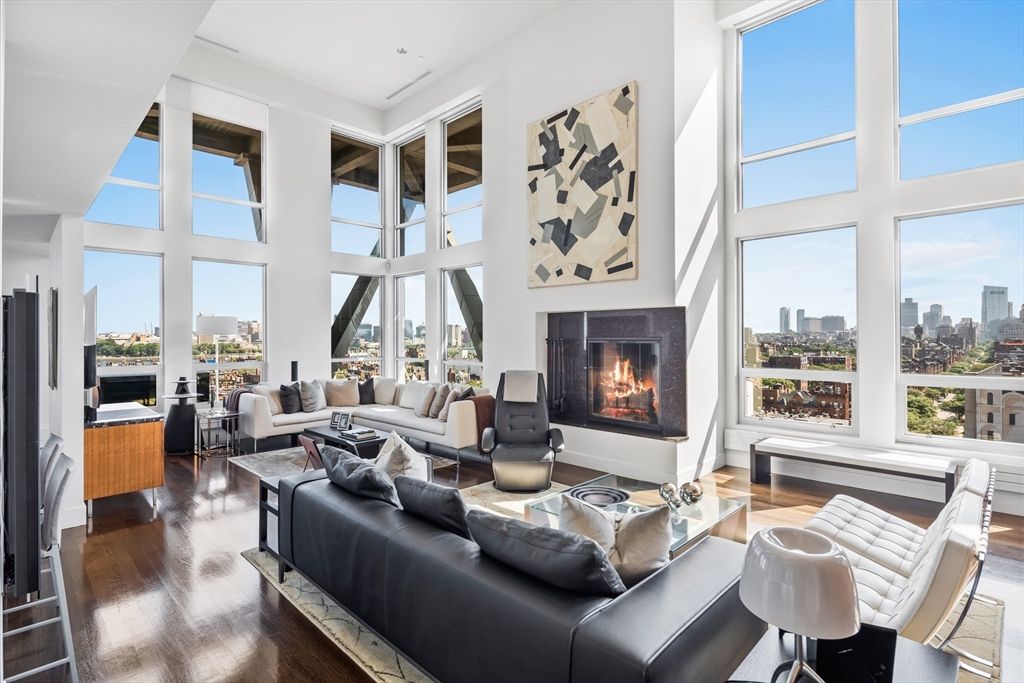 360 Newbury Street 810, Boston, MA 02115