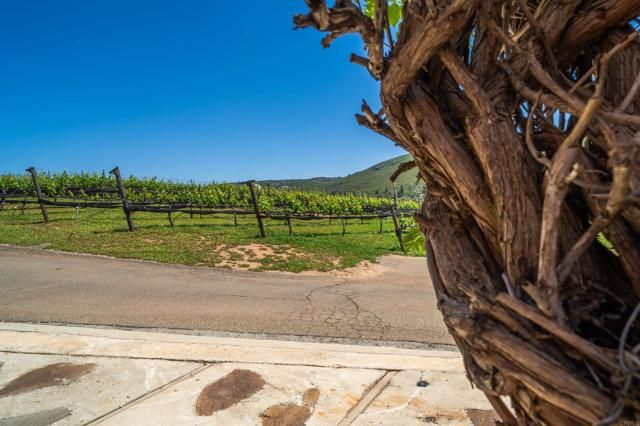 25260 E Old Julian Hwy, Ramona, CA 92065