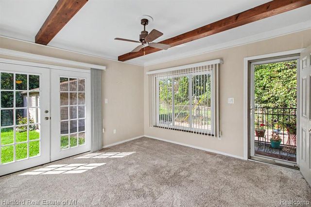 32731 Meadowbrook Street, Livonia, MI 48154