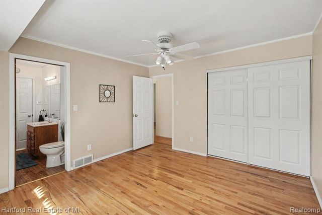 32731 Meadowbrook Street, Livonia, MI 48154