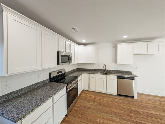 1214 Nedra Drive A, Decatur, AR 72722