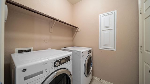 213 Mesa View, Conroe, TX 77316