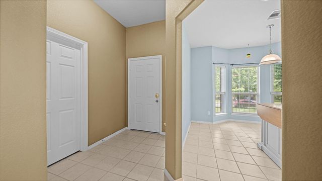 213 Mesa View, Conroe, TX 77316