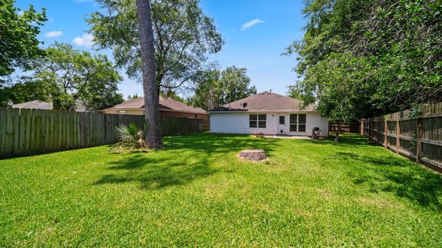 213 Mesa View, Conroe, TX 77316