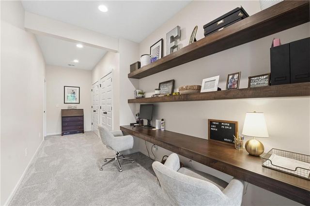 2906 SW Arthur Drive, Lee's Summit, MO 64082