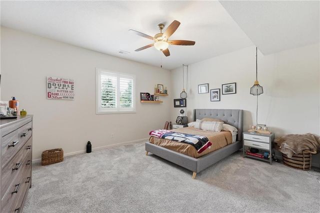 2906 SW Arthur Drive, Lee's Summit, MO 64082