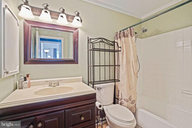 2201 HARWOOD LN, Bowie, MD 20716