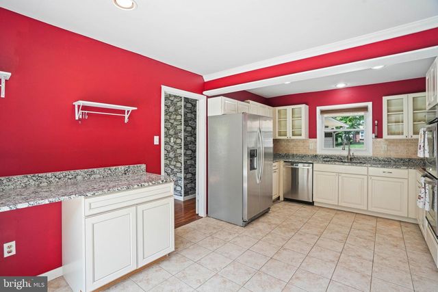 2201 HARWOOD LN, Bowie, MD 20716