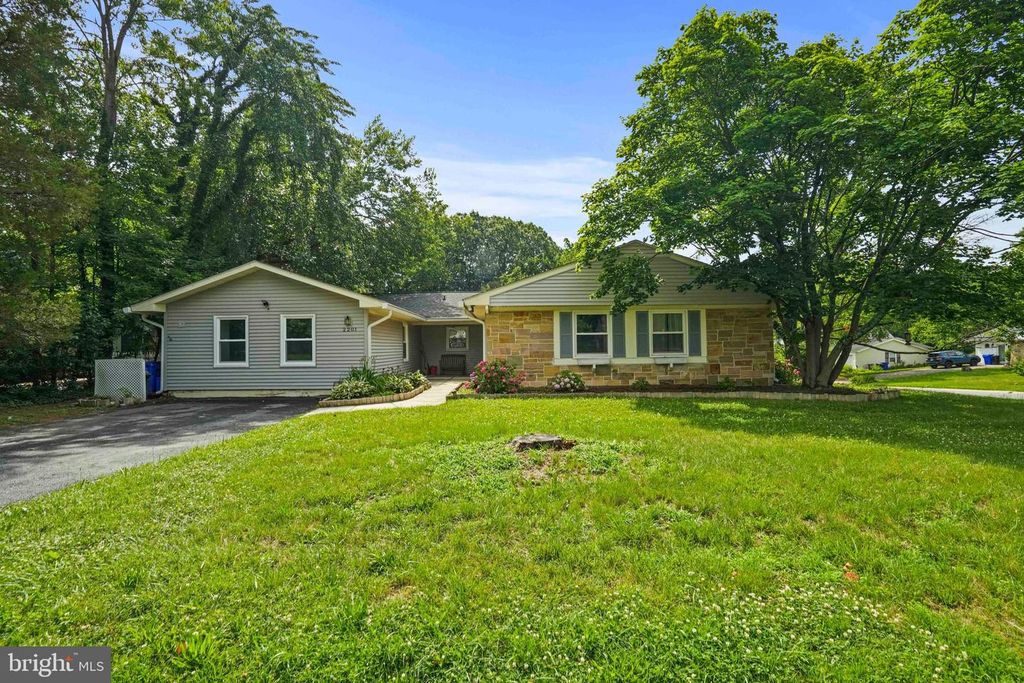 2201 HARWOOD LN, Bowie, MD 20716