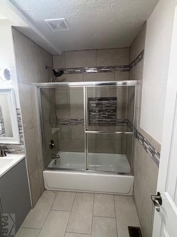 1925 E 9th St, Pueblo, CO 81005