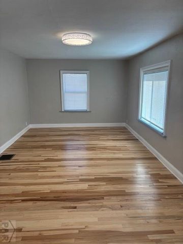 1925 E 9th St, Pueblo, CO 81005