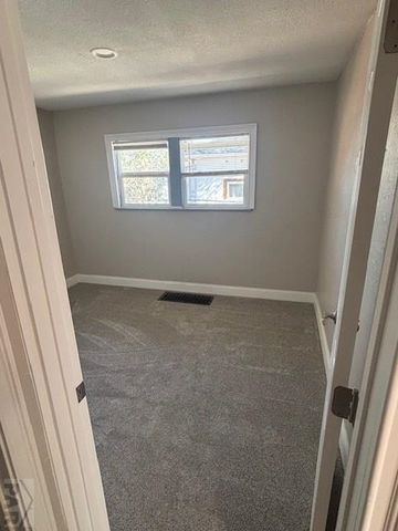 1925 E 9th St, Pueblo, CO 81005