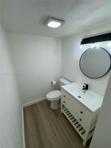 6007 SW 69th St 74, South Miami, FL 33143