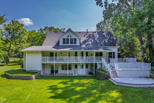 12n136 Berner Drive, Elgin, IL 60120