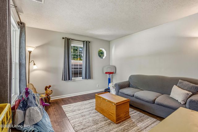 29 Victoria Dr, Shelbyville, KY 40065
