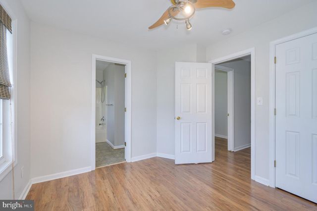385 THAYERS GULL DR, Martinsburg, WV 25405