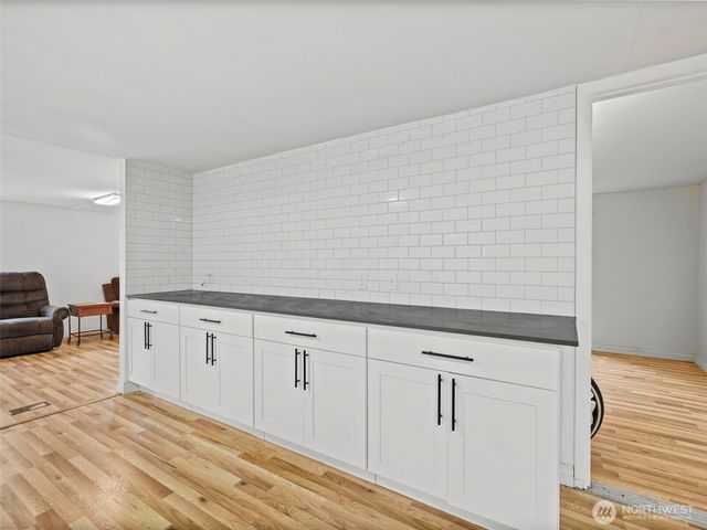 11040 14th Avenue SW, Seattle, WA 98146