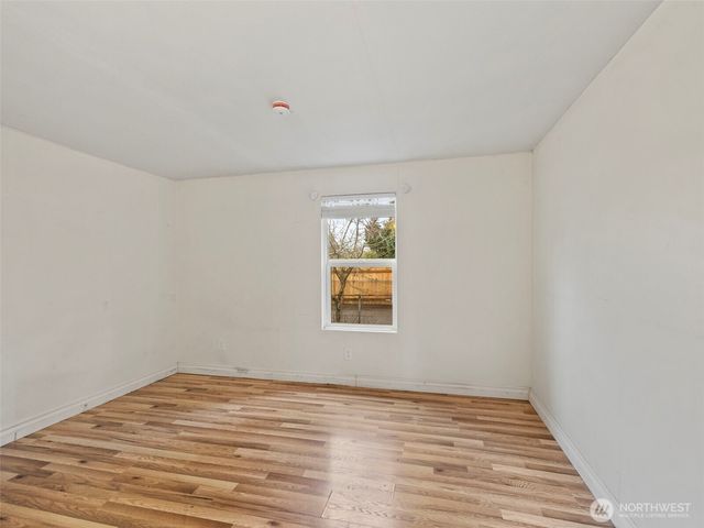 11040 14th Avenue SW, Seattle, WA 98146