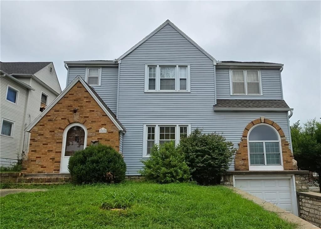 202 E Main Street, Richmond, MO 64085