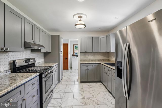 1203 NUWOOD DR, Baltimore, MD 21228