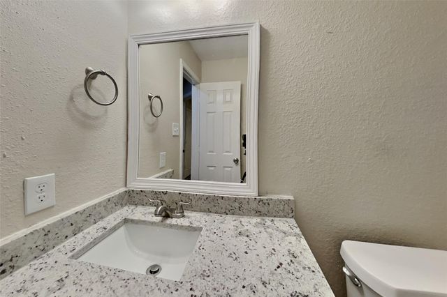 26871 Castlecliff Lane, Kingwood, TX 77339