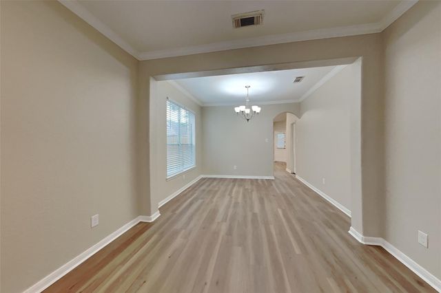 26871 Castlecliff Lane, Kingwood, TX 77339