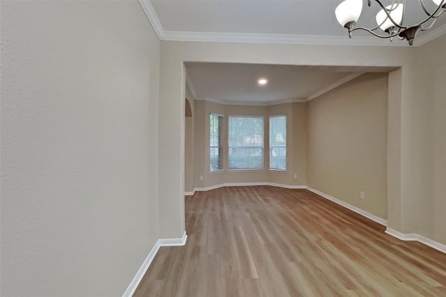 26871 Castlecliff Lane, Kingwood, TX 77339