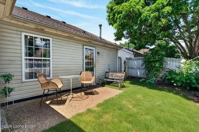 12625 Westport Rdg Way, Louisville, KY 40245