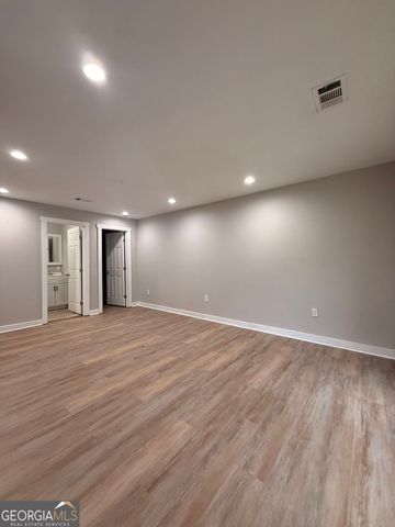 657 Robert E Lee Parkway, Jonesboro, GA 30238