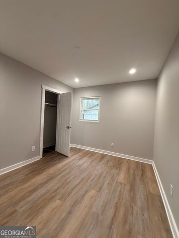 657 Robert E Lee Parkway, Jonesboro, GA 30238