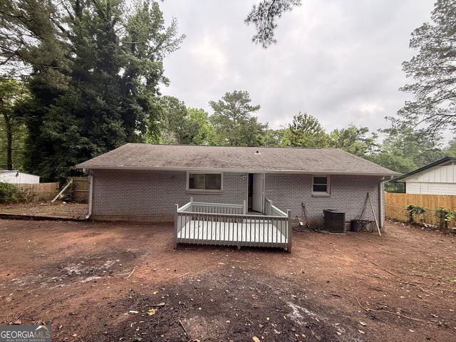 657 Robert E Lee Parkway, Jonesboro, GA 30238