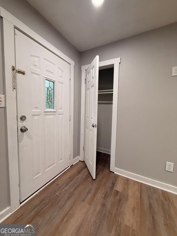 657 Robert E Lee Parkway, Jonesboro, GA 30238