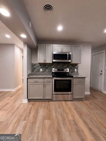 657 Robert E Lee Parkway, Jonesboro, GA 30238