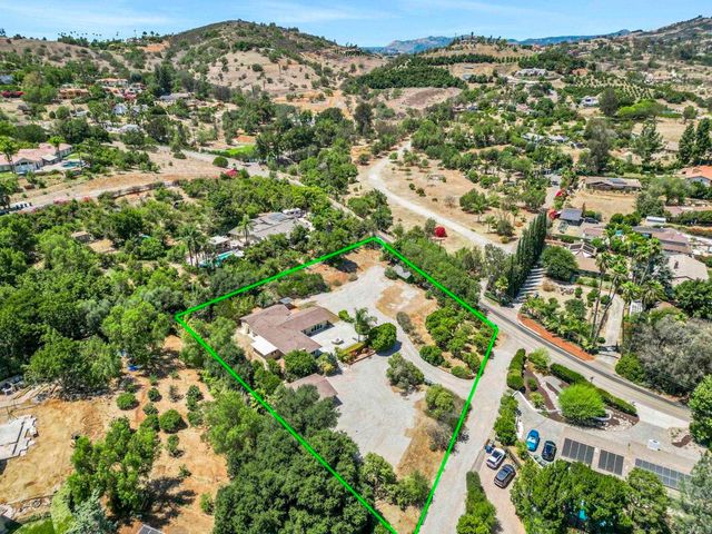 3131 Summit Drive, Escondido, CA 92025