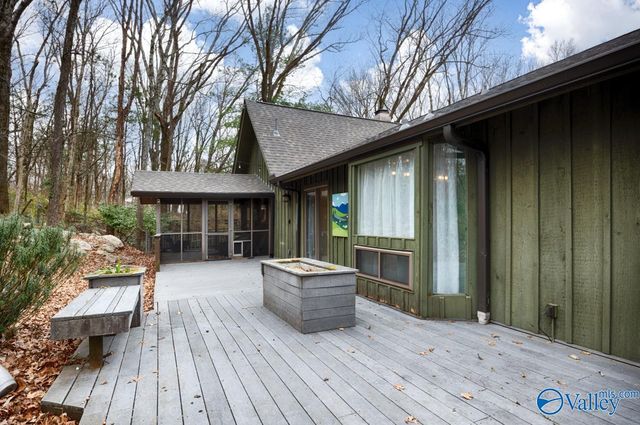 3006 Barcody Road SE, Huntsville, AL 35802