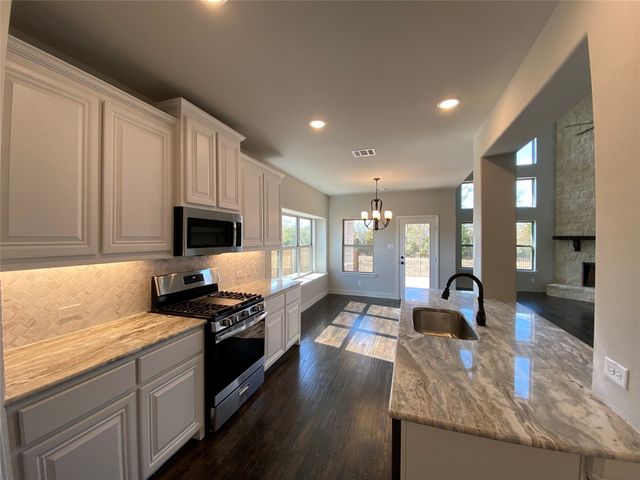 350 Devonshire Drive, Greenville, TX 75401