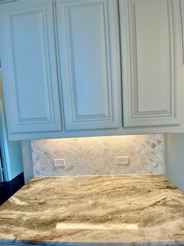 350 Devonshire Drive, Greenville, TX 75401