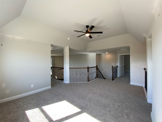 350 Devonshire Drive, Greenville, TX 75401