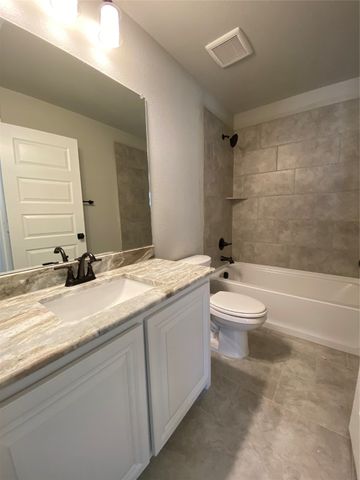 350 Devonshire Drive, Greenville, TX 75401