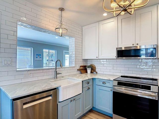 1977 BEACH ROAD 44, Englewood, FL 34223