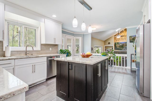 109 Huckleberry Lane, Summerville, SC 29485