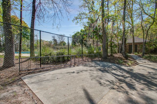 109 Huckleberry Lane, Summerville, SC 29485