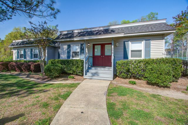 109 Huckleberry Lane, Summerville, SC 29485