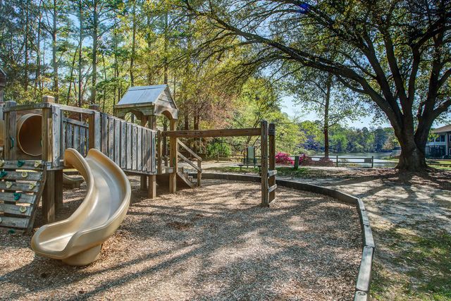 109 Huckleberry Lane, Summerville, SC 29485