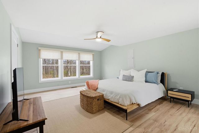 6590 E Lake Shore Drive, Hillsboro, OH 45133