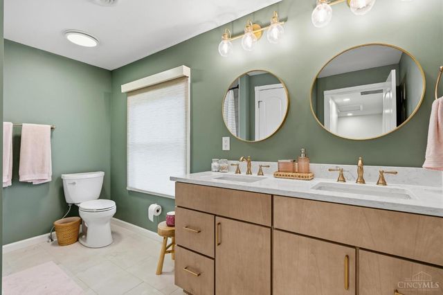 6590 E Lake Shore Drive, Hillsboro, OH 45133