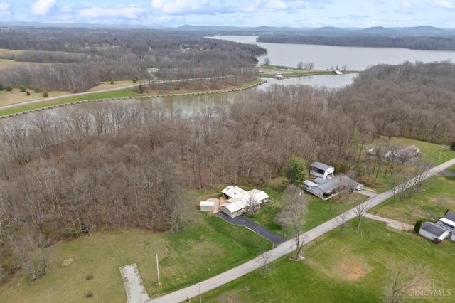 6590 E Lake Shore Drive, Hillsboro, OH 45133
