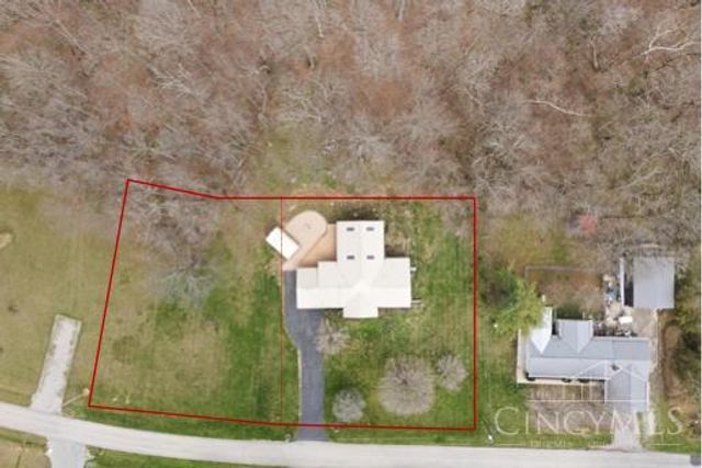 6590 E Lake Shore Drive, Hillsboro, OH 45133